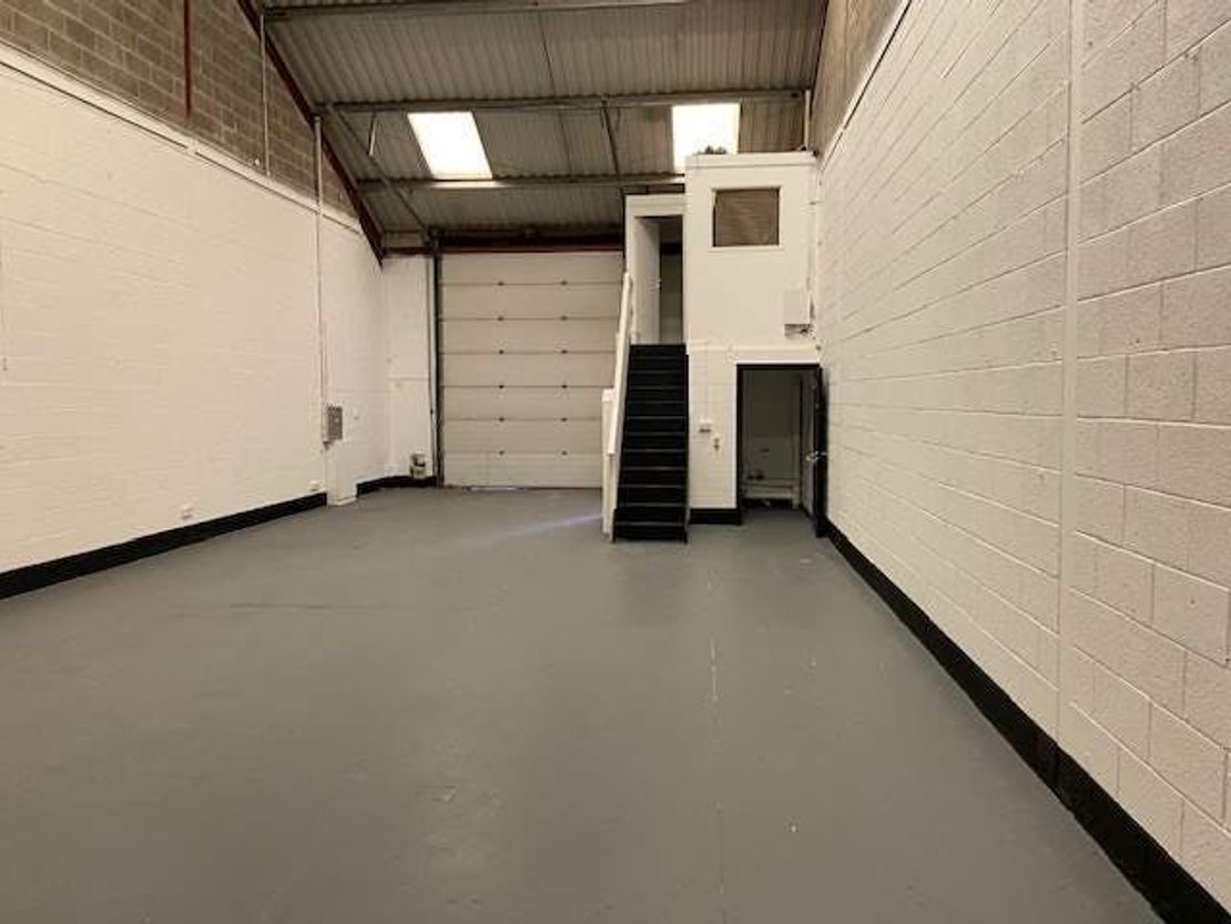 Unit 2 Swinnow Court, Leeds, LS13 4ER