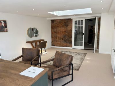 Property Image for 6 Quarry Street, Guildford, GU1 3UY