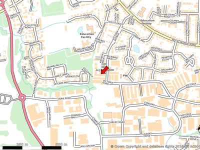 Property Image for 67 Victoria Road, Burgess Hill, RH15 9LH