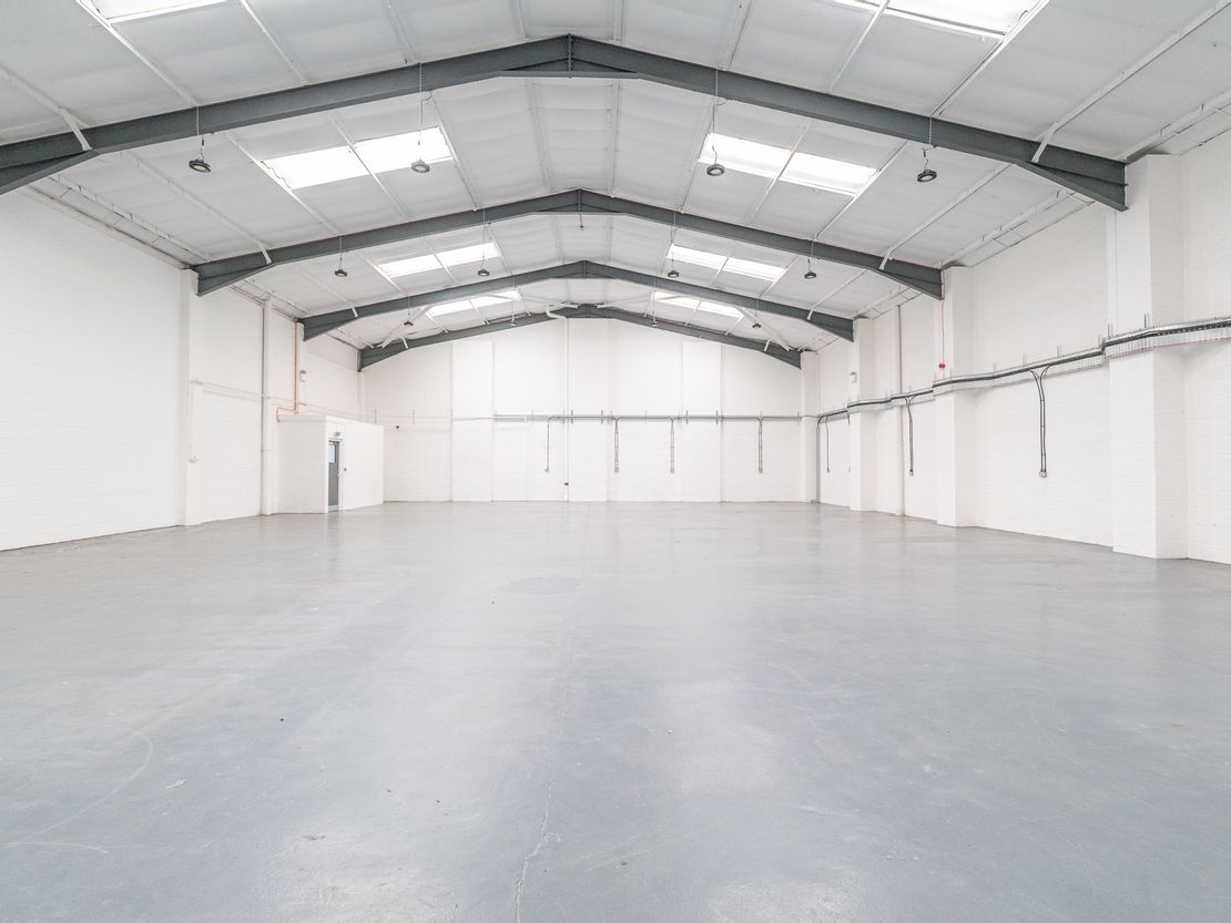 Unit 4 Deacon Industrial Estate, Lamberts Road, Tunbridge Wells, Kent, TN2 3EH