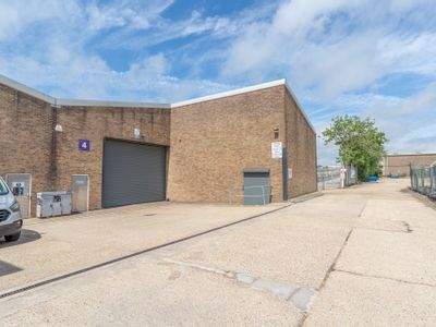 Property Image for Unit 4 Deacon Industrial Estate, Lamberts Road, Tunbridge Wells, Kent, TN2 3EH