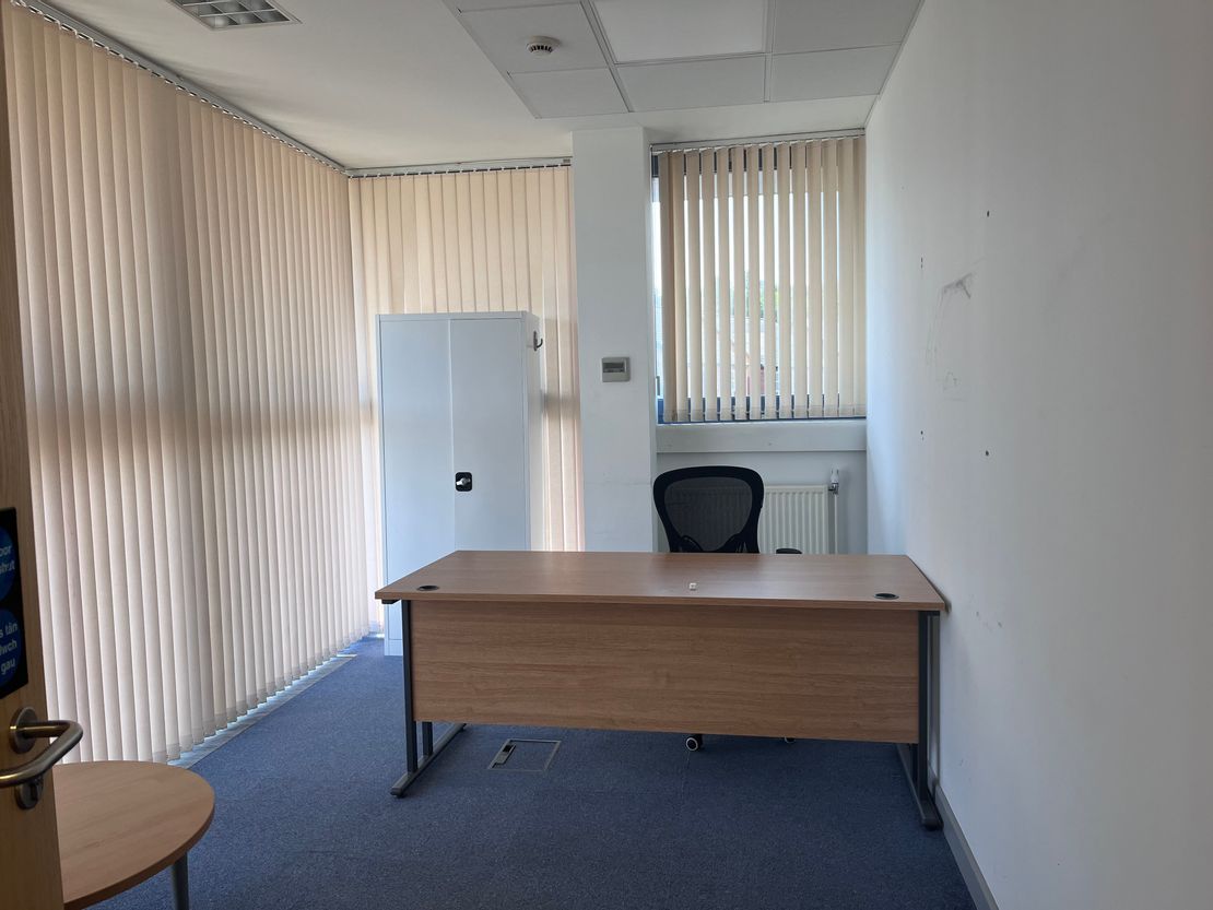 Suite 3 Broncoed House, Broncoed Business Park Wrexham ROad, MOLD, Flintshire, CH7 1HP