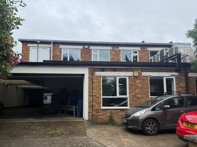 Property Image for 28 Station Close, Potters Bar, Hertfordshire, EN6 1TL