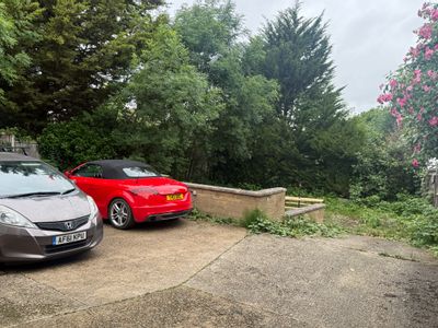 Property Image for 28 Station Close, Potters Bar, Hertfordshire, EN6 1TL