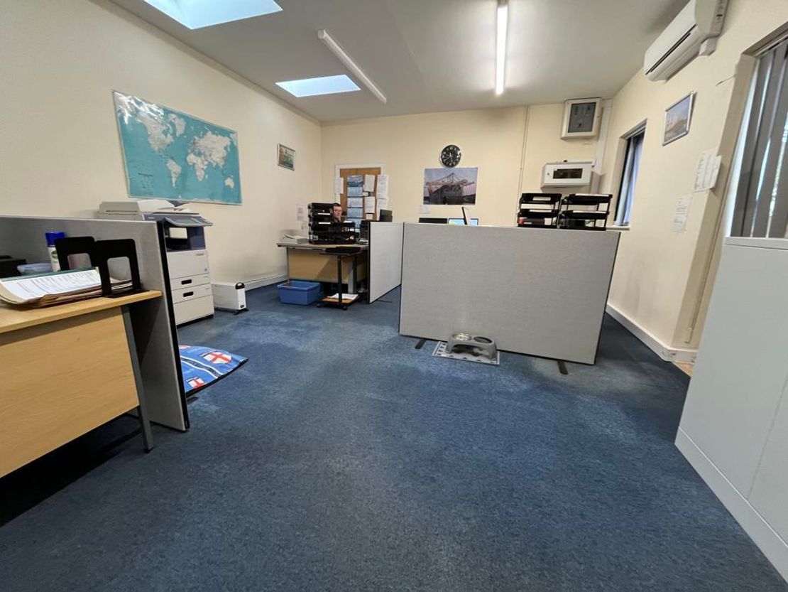 Unit 5 Gulpher Business Park, Gulpher Road, Felixstowe, Suffolk, IP11 9RB