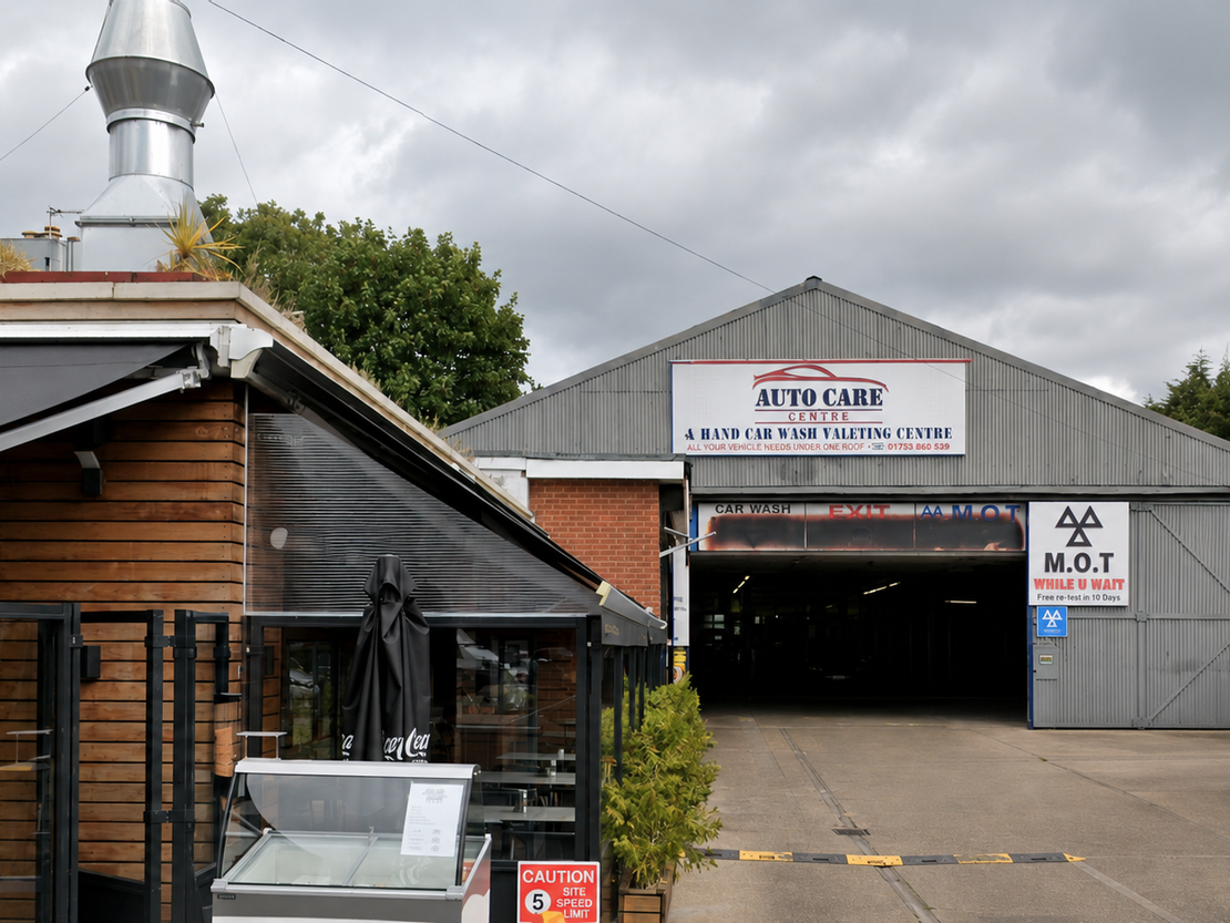 Maidenhead Rd, Windsor SL4 5EJ