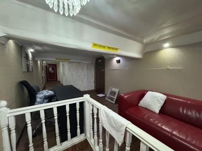 Property Image for 14 Gibson Street, Glasgow, G12 8NX