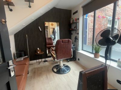Property Image for 2 Regent Court, Hinckley, Leicestershire, LE10 0AD