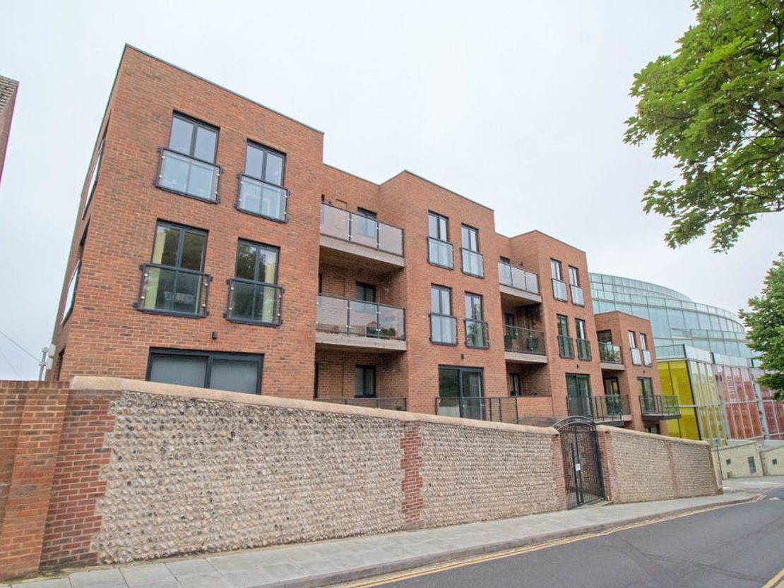 GROUND FLOOR UNIT, KEMPTOWN HOUSE, 72 CARLTON HILL, BRIGHTON, BN2 0GW