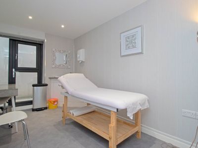 Property Image for GROUND FLOOR UNIT, KEMPTOWN HOUSE, 72 CARLTON HILL, BRIGHTON, BN2 0GW