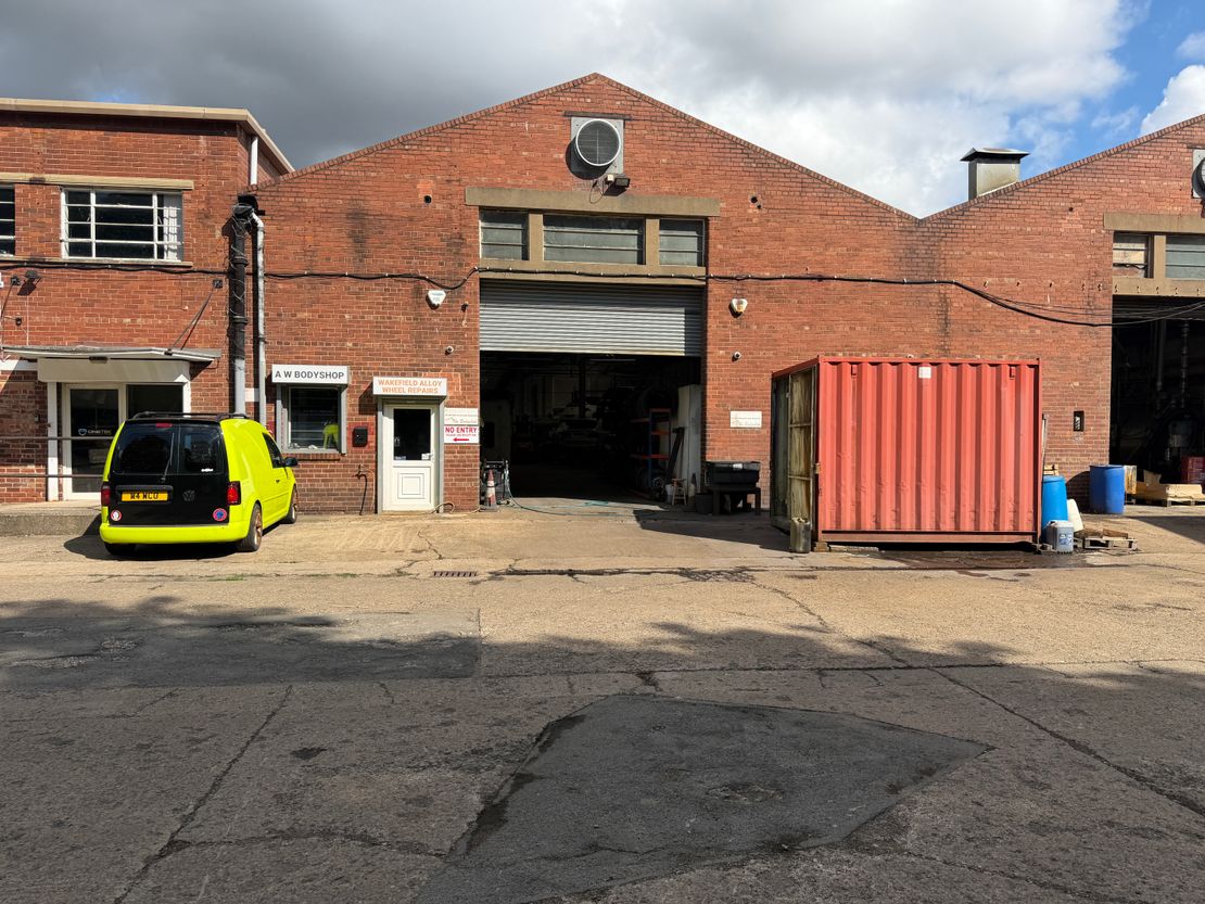 Unit 6 Moor Park Business Centre, Thornes Moor Road, Wakefield, WF2 8PG
