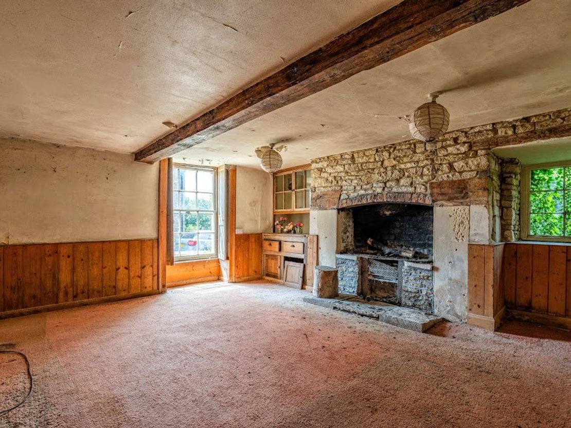 Tickmorend House, Tickmorend, Horsley, Stroud, Gloucestershire, GL6 0PE