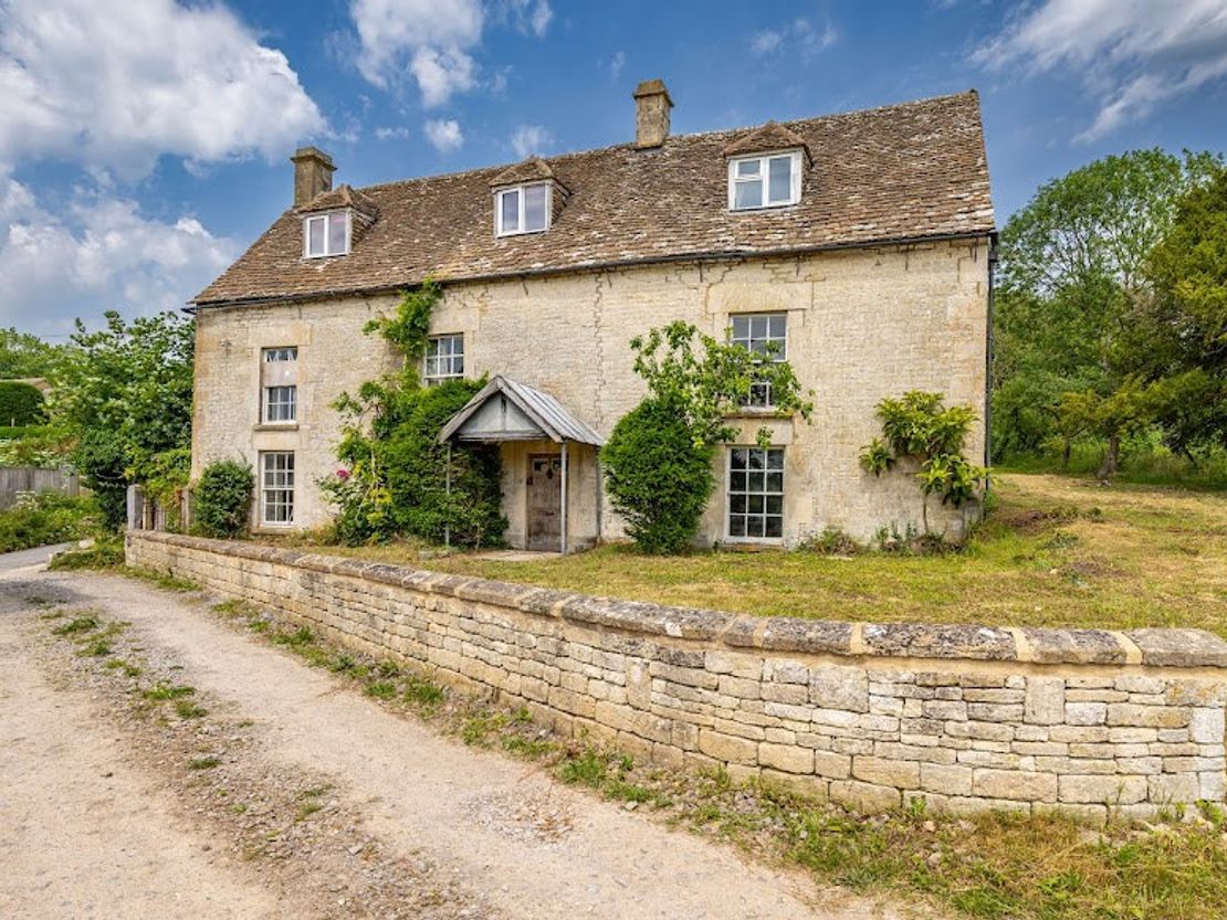 Tickmorend House, Tickmorend, Horsley, Stroud, Gloucestershire, GL6 0PE