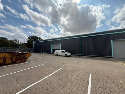 Property Image for 5 Heard Way, Eurolink, Sittingbourne, ME10 3SA