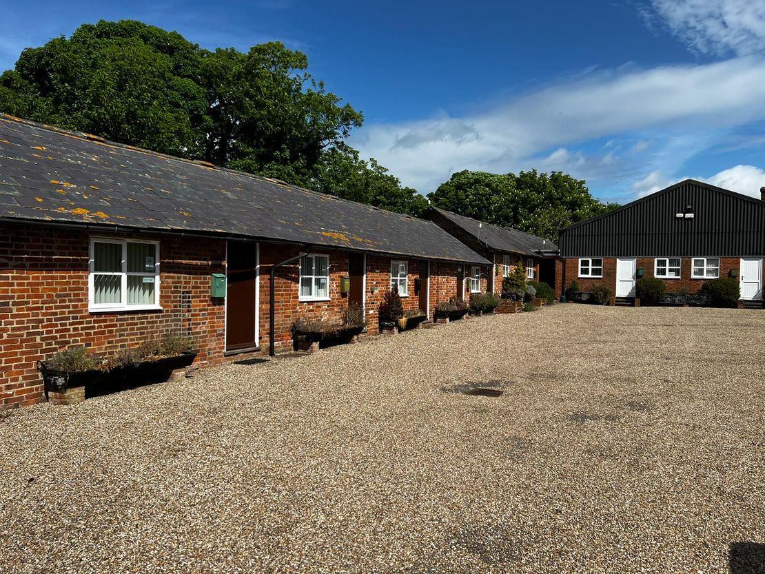 Suite 12 The Courtyard, Parsonage Farm, Throwley, Faversham, Kent, ME13 0PN