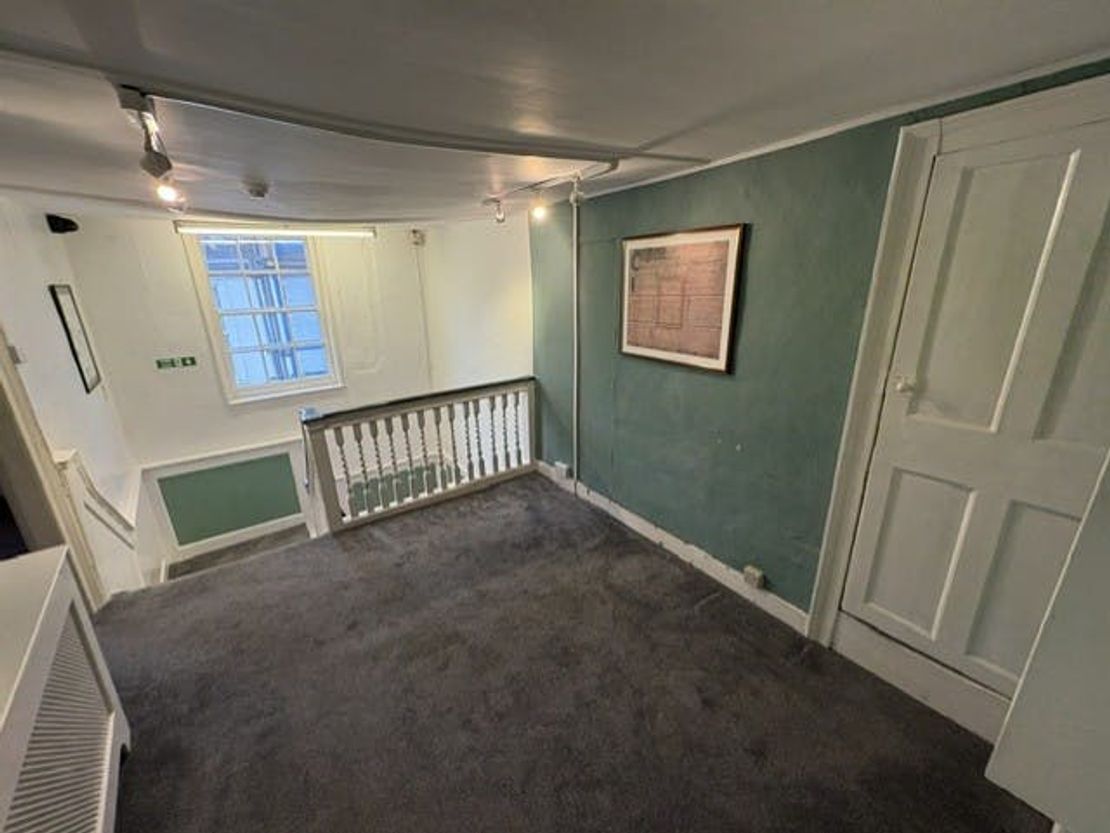 4 The Traverse, Bury St. Edmunds, IP33 1BJ