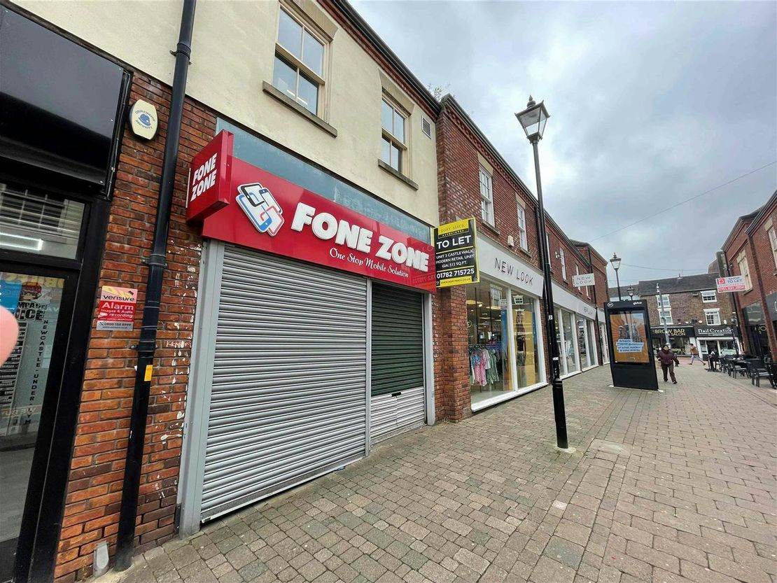 3 Castle Walk, Newcastle, ST5 1AN