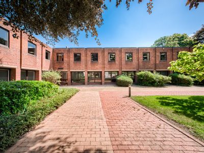 Property Image for 4 Vicarage Road, Edgbaston, Birmingham, West Midlands, B15 3ES