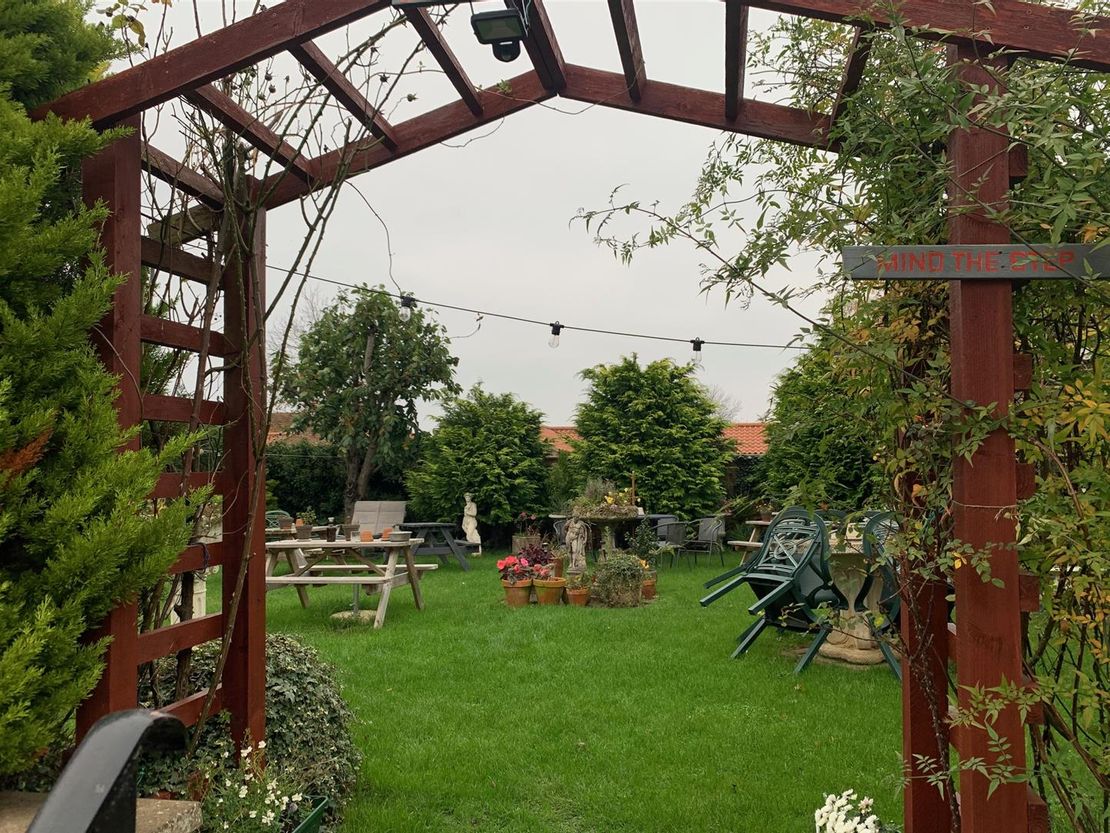 The Thatch Restaurant, 26 High Street, Bottesford Notts NG13 0AA