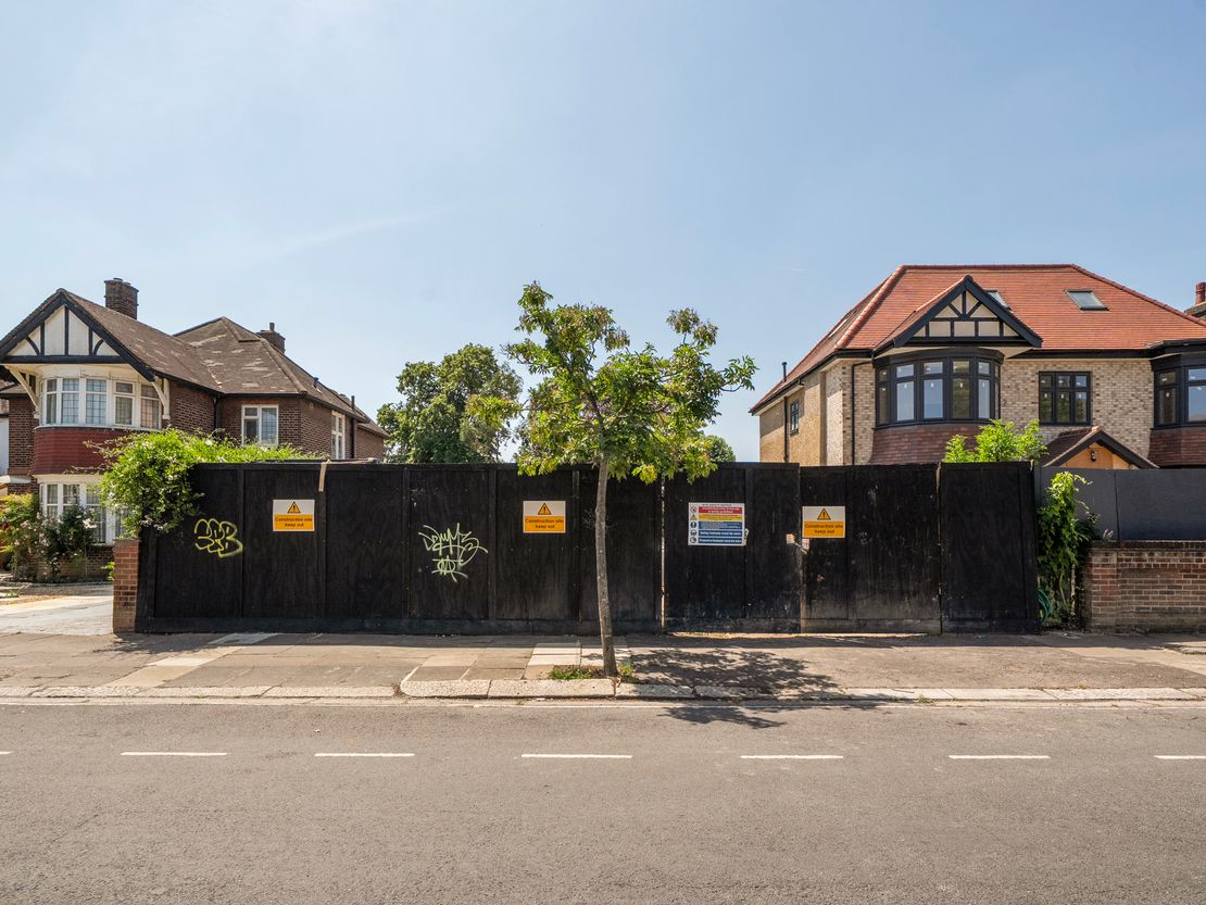 Creswick Road, Acton, London, Greater London, W3 9HF