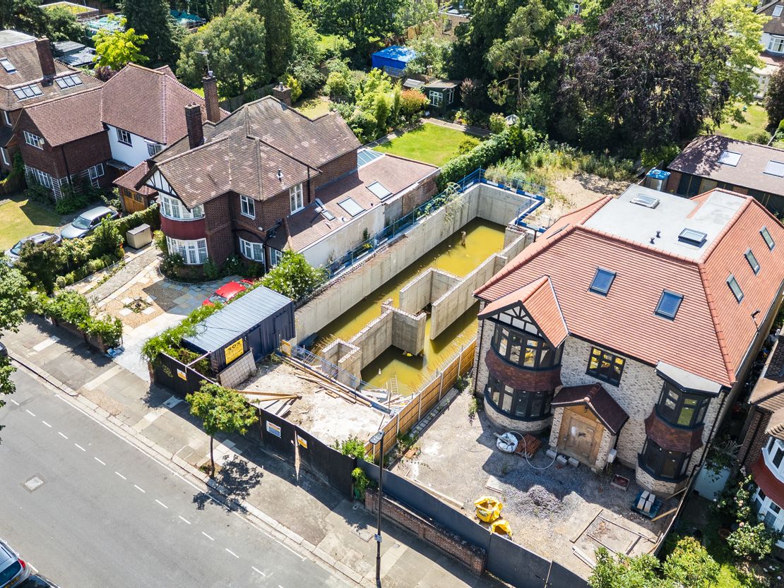 Creswick Road, Acton, London, Greater London, W3 9HF