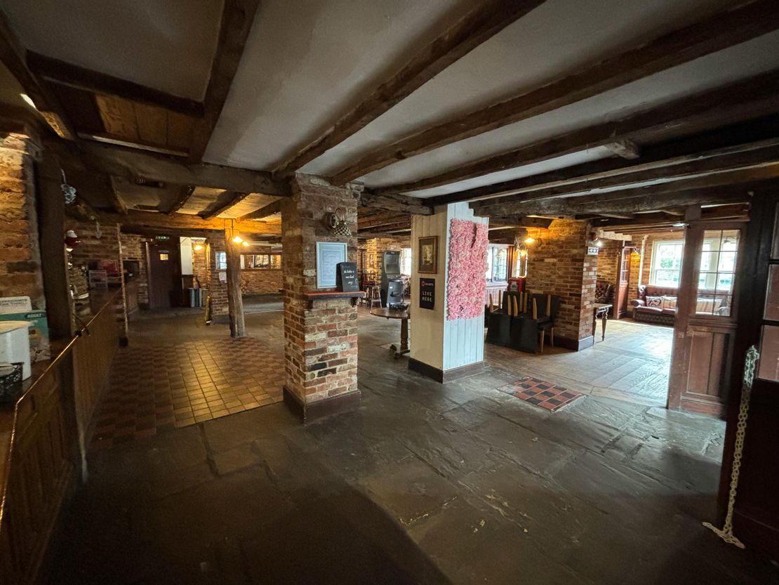 Master Marina Public House, 24 Waterfront, Brighton Marina Village, Brighton, BN2 5WA