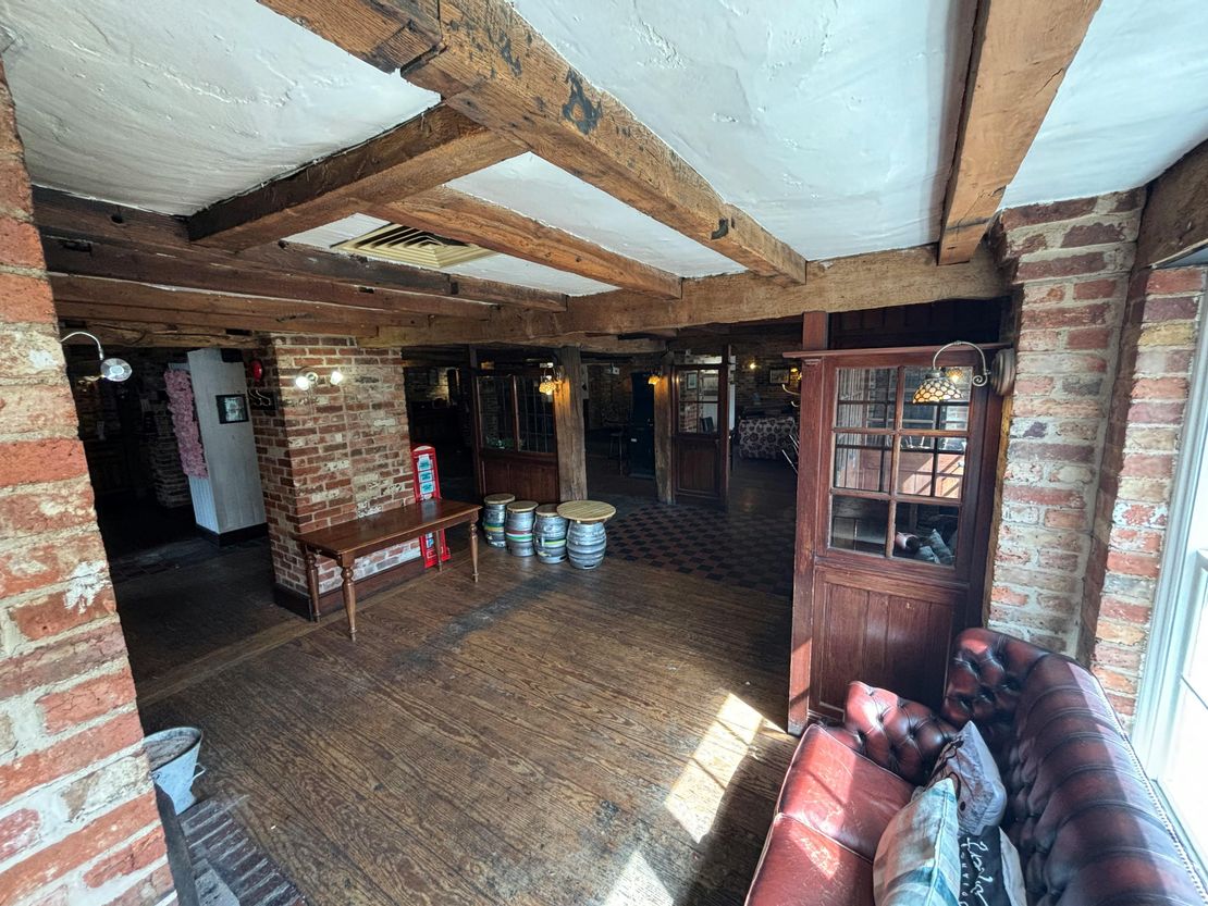Master Marina Public House, 24 Waterfront, Brighton Marina Village, Brighton, BN2 5WA