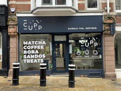 Property Image for 98 High Street, Winchester, SO23 9AH