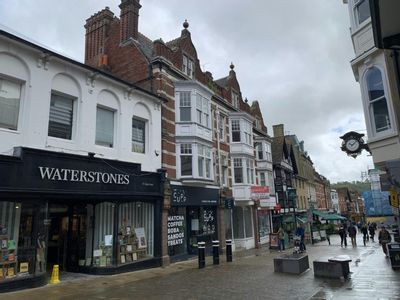 Property Image for 98 High Street, Winchester, SO23 9AH