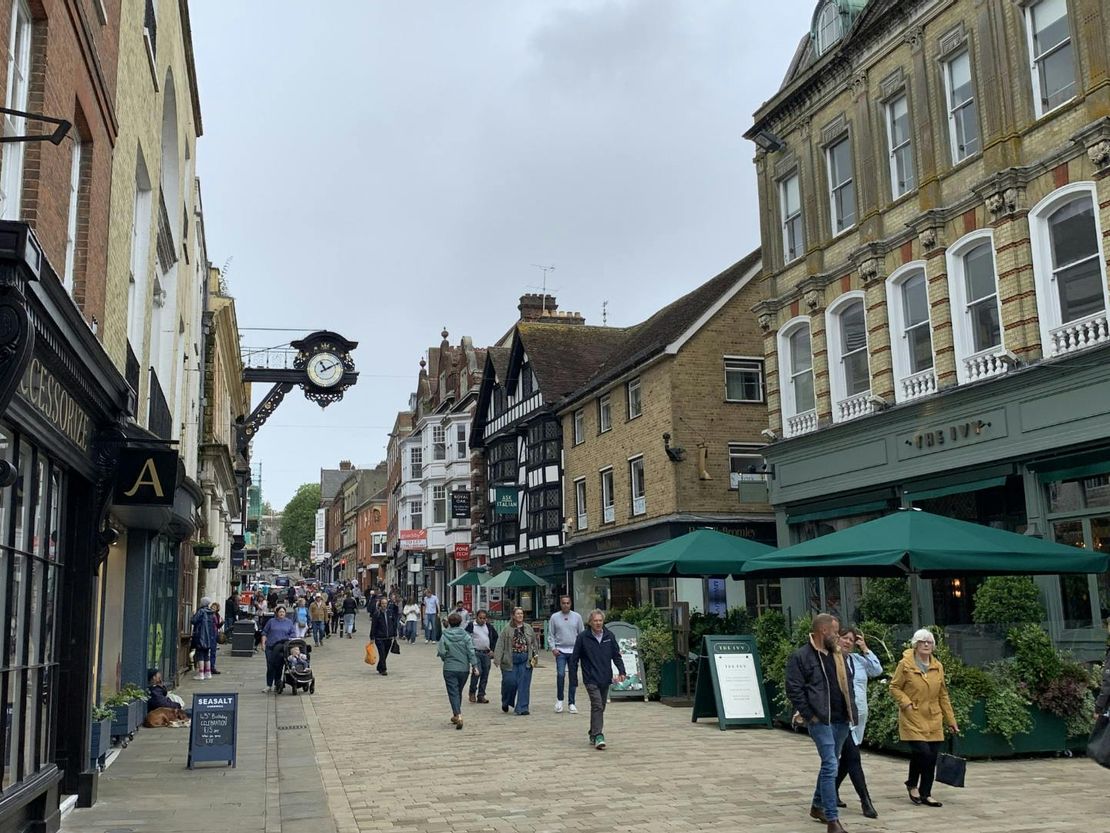 98 High Street, Winchester, SO23 9AH