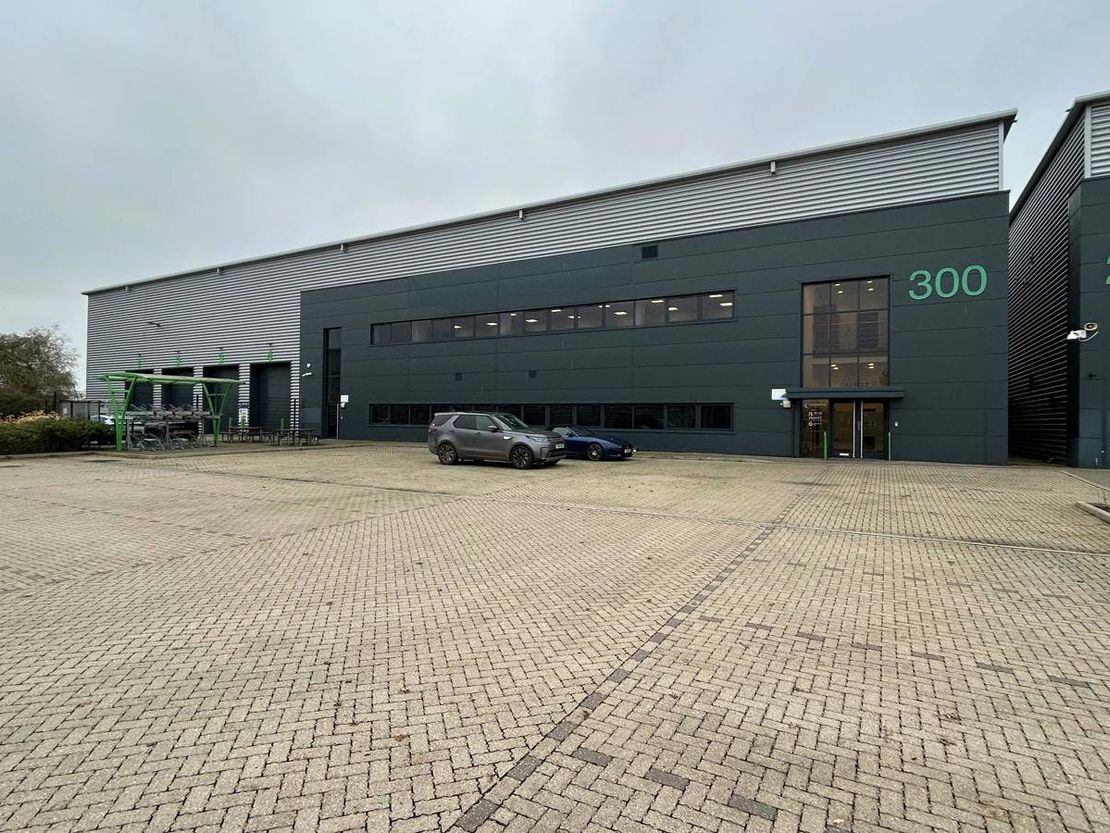 Unit 300, Buckingway Business Park, Cambridge, CB24 4UQ