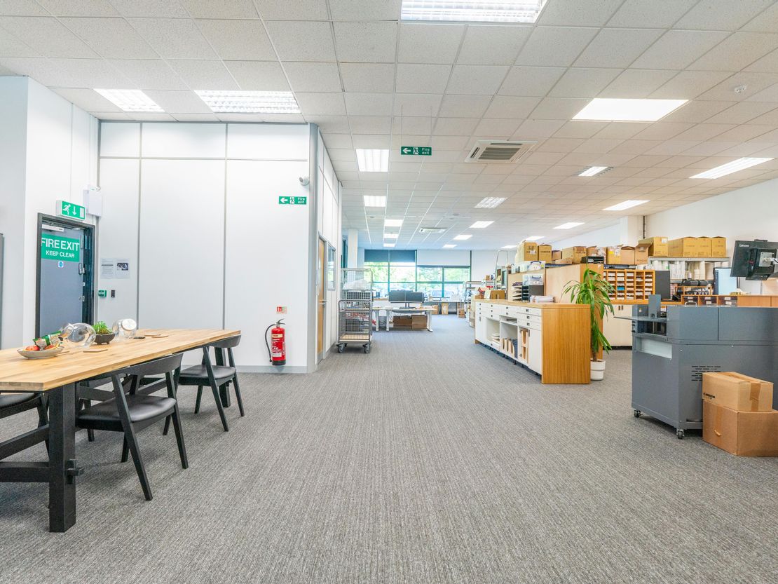 Unit A & B Wellington Gate, Silverthorne Way, Waterlooville, PO7 7XY