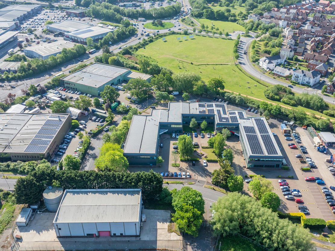 Unit A & B Wellington Gate, Silverthorne Way, Waterlooville, PO7 7XY