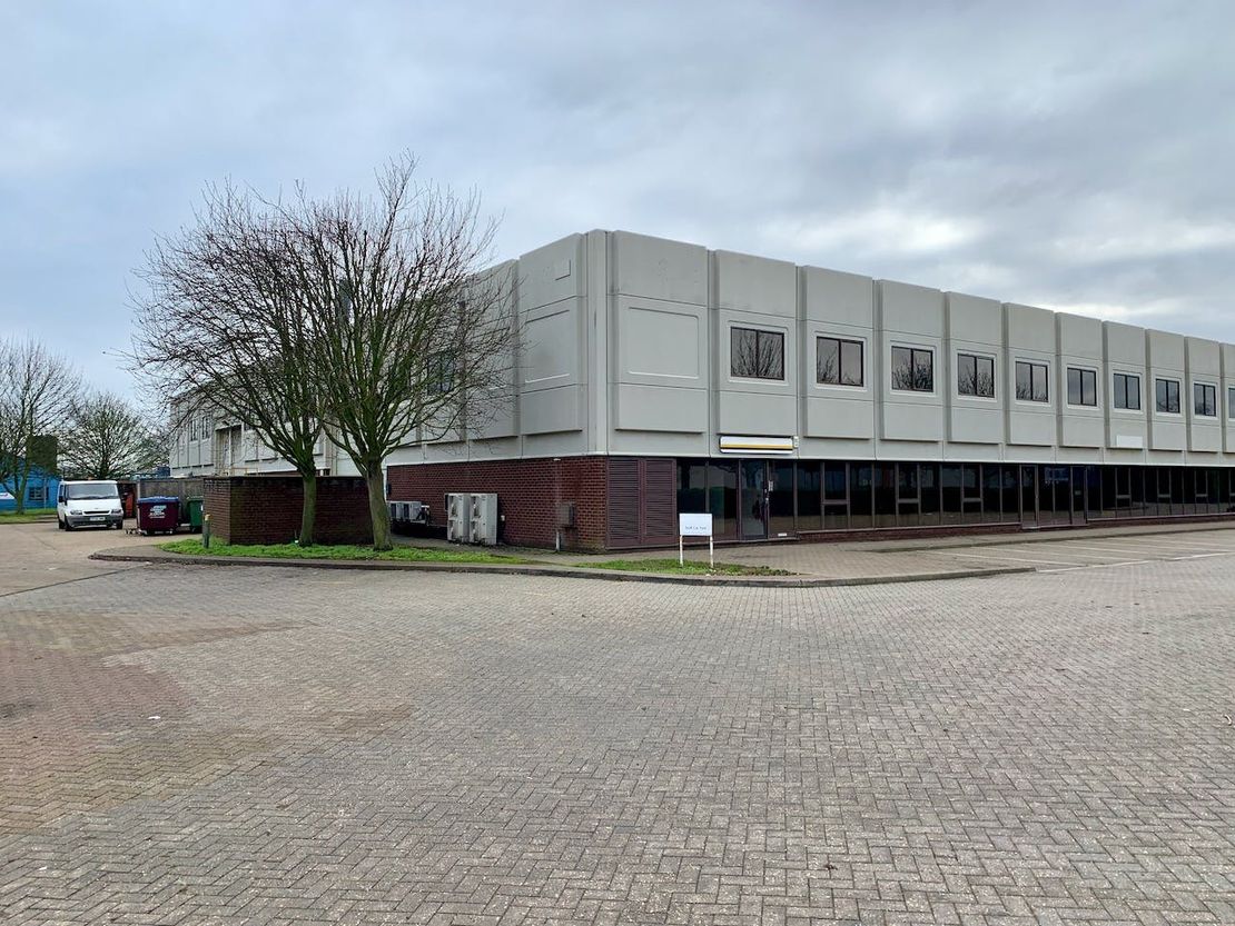 Unit 3 Airport Executive Park, President Way, Luton, LU2 9NY