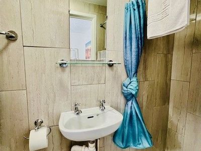 Property Image for Holmleigh Hotel, 13 Withnell Road, Blackpool, FY4
