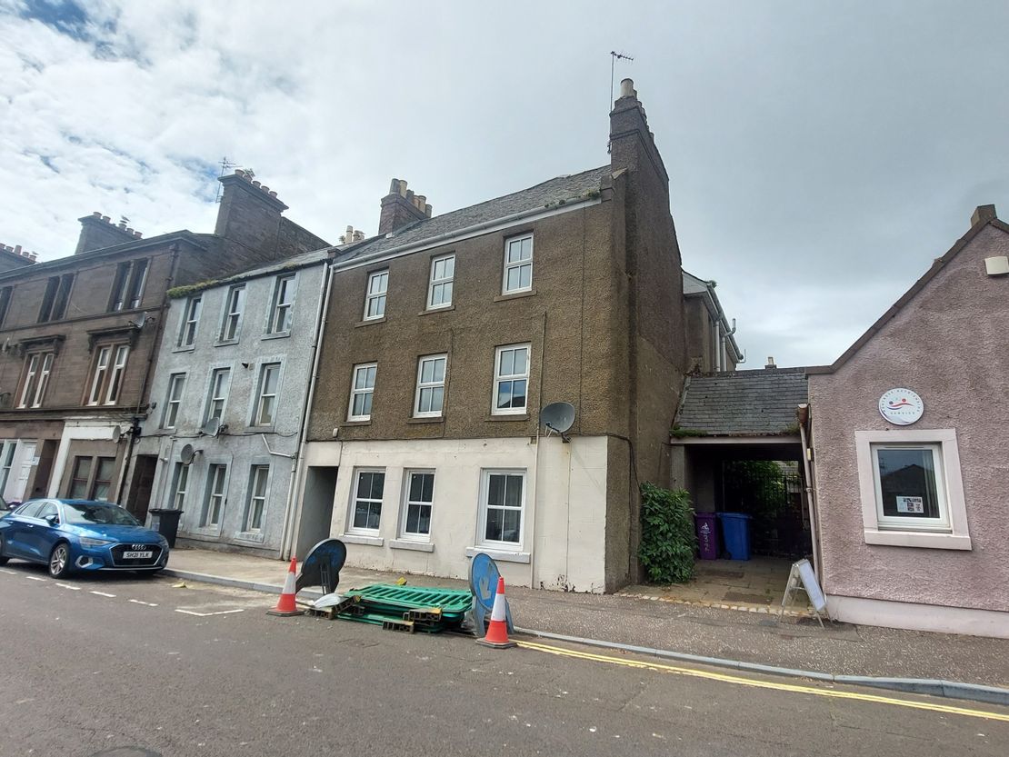 Flats A - D, 38 Castle Street, Montrose, DD10 8AG