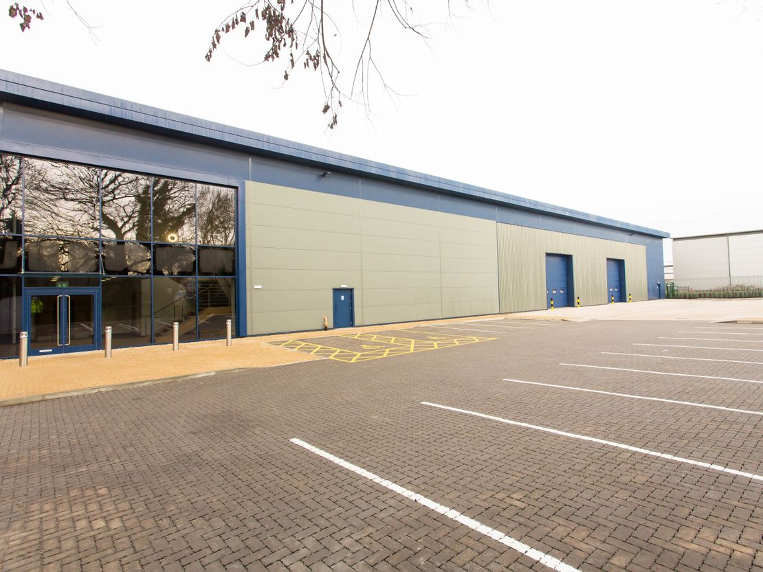 Unit A Oakhurst Business Park, Wilberforce Way, Southwater, Horsham, West Sussex, RH13 9RT