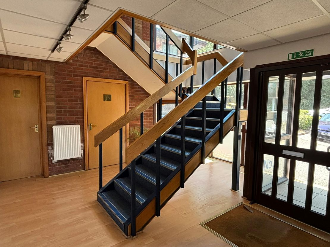 7 Acorn Business Park, Ling Road, Poole, BH12 4NZ