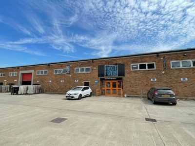 Property Image for 34B Murdock Road, Bicester, OX26 4PP