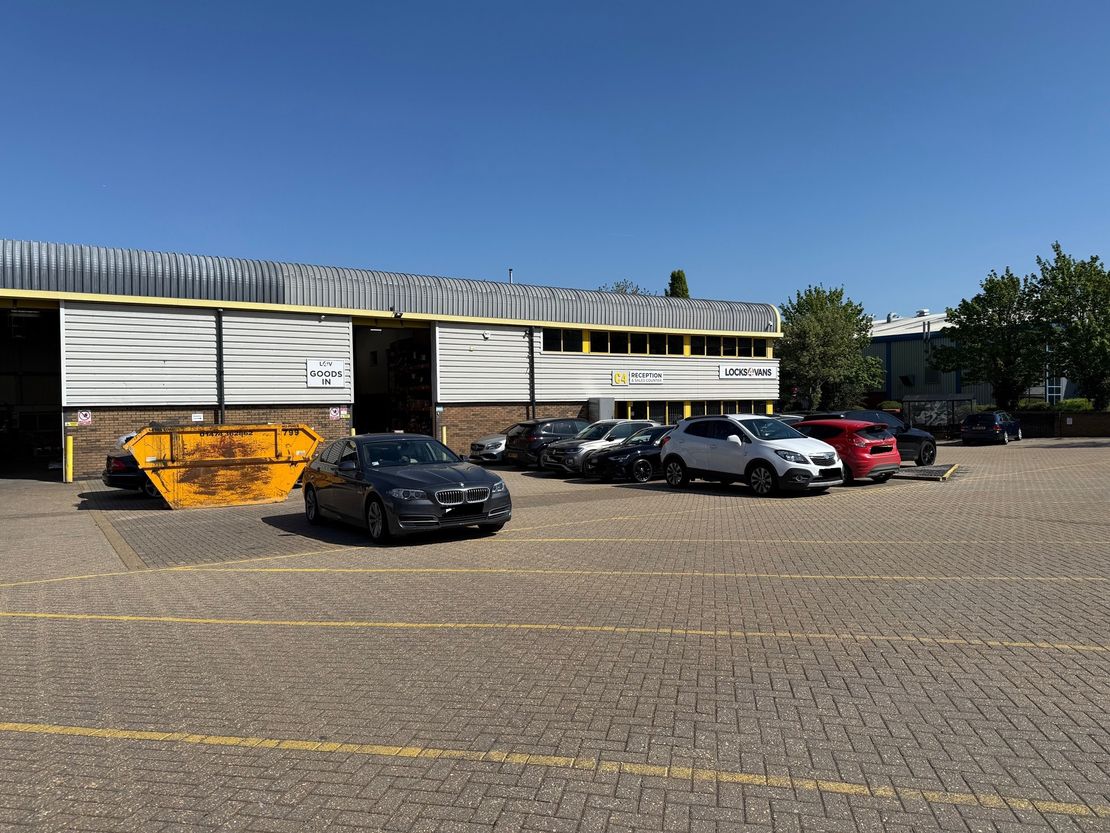 C4 & C5 Imperial Business Estate, West Mill, Gravesend, Kent, DA11 0DL