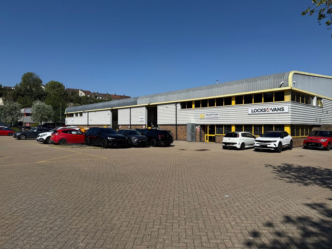 C4 & C5 Imperial Business Estate, West Mill, Gravesend, Kent, DA11 0DL