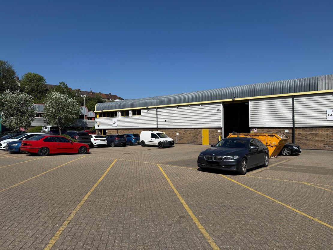 C4 & C5 Imperial Business Estate, West Mill, Gravesend, Kent, DA11 0DL