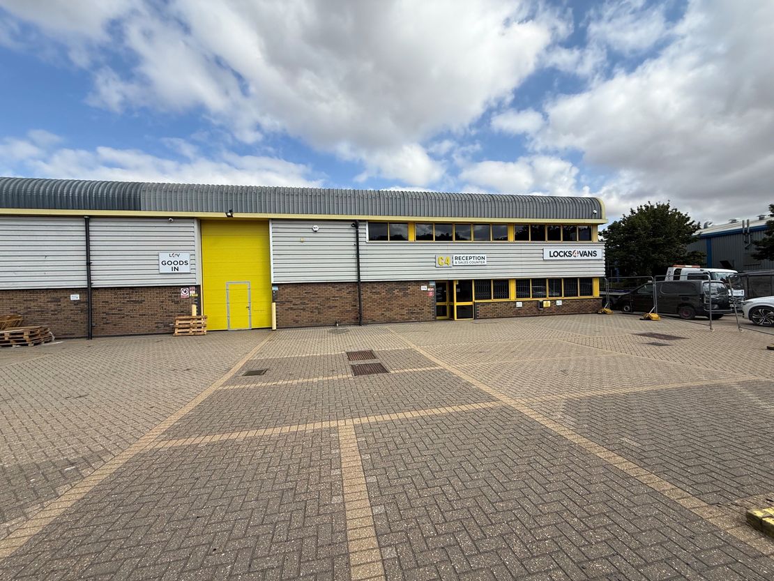 C4 & C5 Imperial Business Estate, West Mill, Gravesend, Kent, DA11 0DL