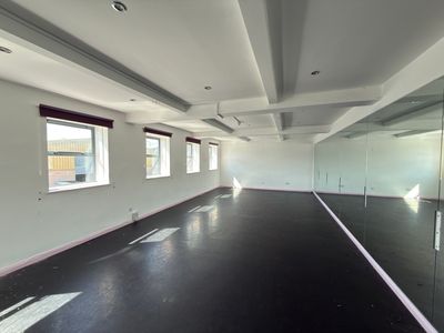 Property Image for 4 Wincheap Industrial Estate, Cotton Road, Wincheap, Canterbury, Kent, CT1 3RB