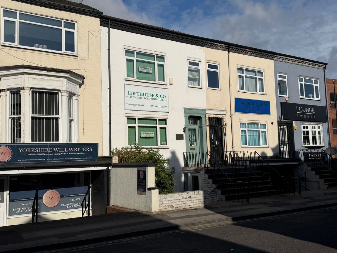 16 Wesley Street, Castleford, WF10 1AE