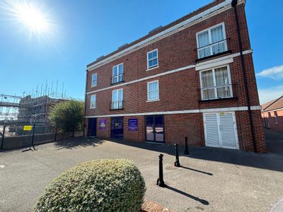 Property Image for The Brewhouse, Cooperage Green, Weevil Lane, Gosport, Hampshire, PO12 1FN