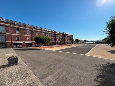 Property Image for The Brewhouse, Cooperage Green, Weevil Lane, Gosport, Hampshire, PO12 1FN