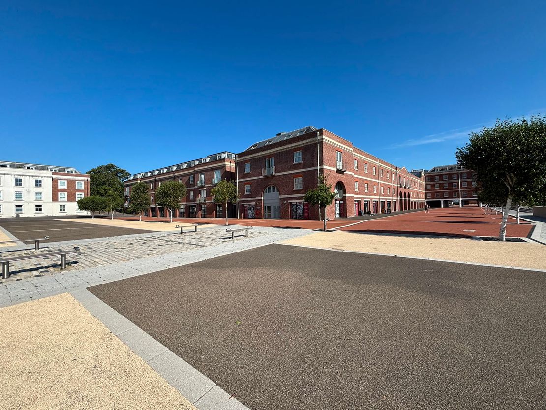 Unit 3B The Chandlers, Royal Clarence Yard, Gosport, Hampshire, PO12 1AX