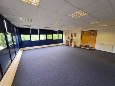 Property Image for 10 Badby Park, Daventry, Northamptonshire, NN11 8YT