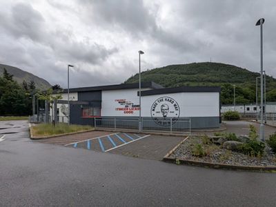 Property Image for 2-3 Nevis Square, North Road, Fort William, PH33 6SU